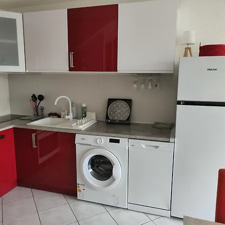 T2 Duplex 4 P 35m2 Avec Parking, Proche * Le Grau-du-Roi