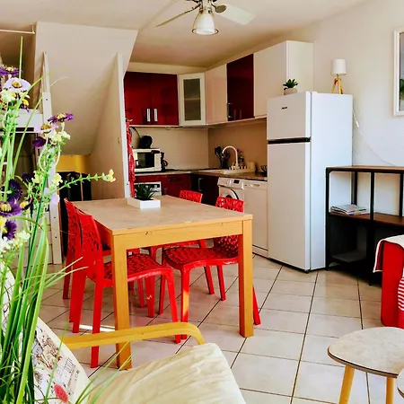 T2 Duplex 4 P 35m2 Avec Parking, Proche *