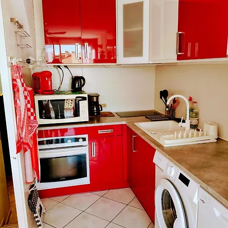 T2 Duplex 4 P 35m2 Avec Parking, Proche * Le Grau-du-Roi