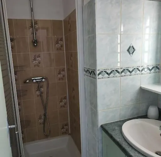 Apartment T2 Duplex Parking Prive 35m2 4 Personnes Proche Le Grau-du-Roi